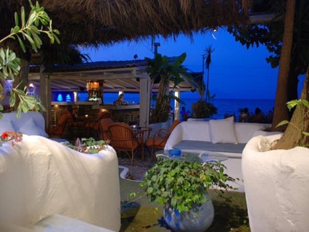 Taradella Hotel Alissos Exterior photo