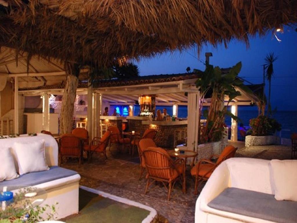 Taradella Hotel Alissos Exterior photo